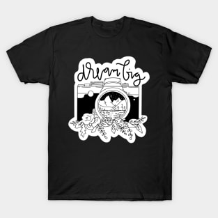 "dream big" boho camera illustration T-Shirt